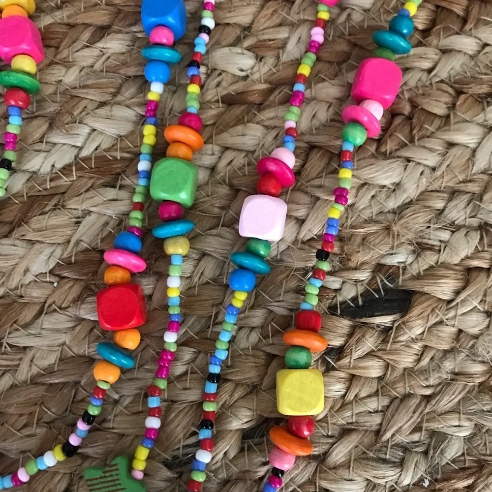 Greenbrier ☀️wooden necklaces